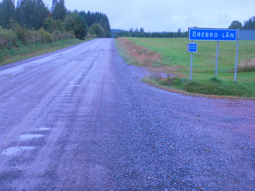 Cycling to Askersund.